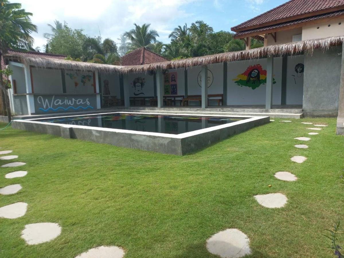 Waiwas Hostel Kuta  Εξωτερικό φωτογραφία