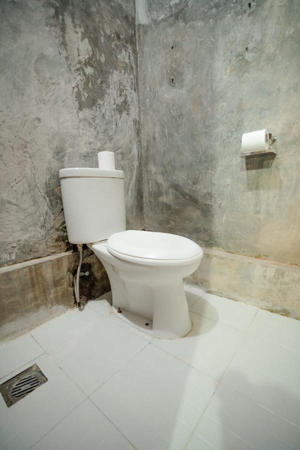 Waiwas Hostel Kuta  Εξωτερικό φωτογραφία