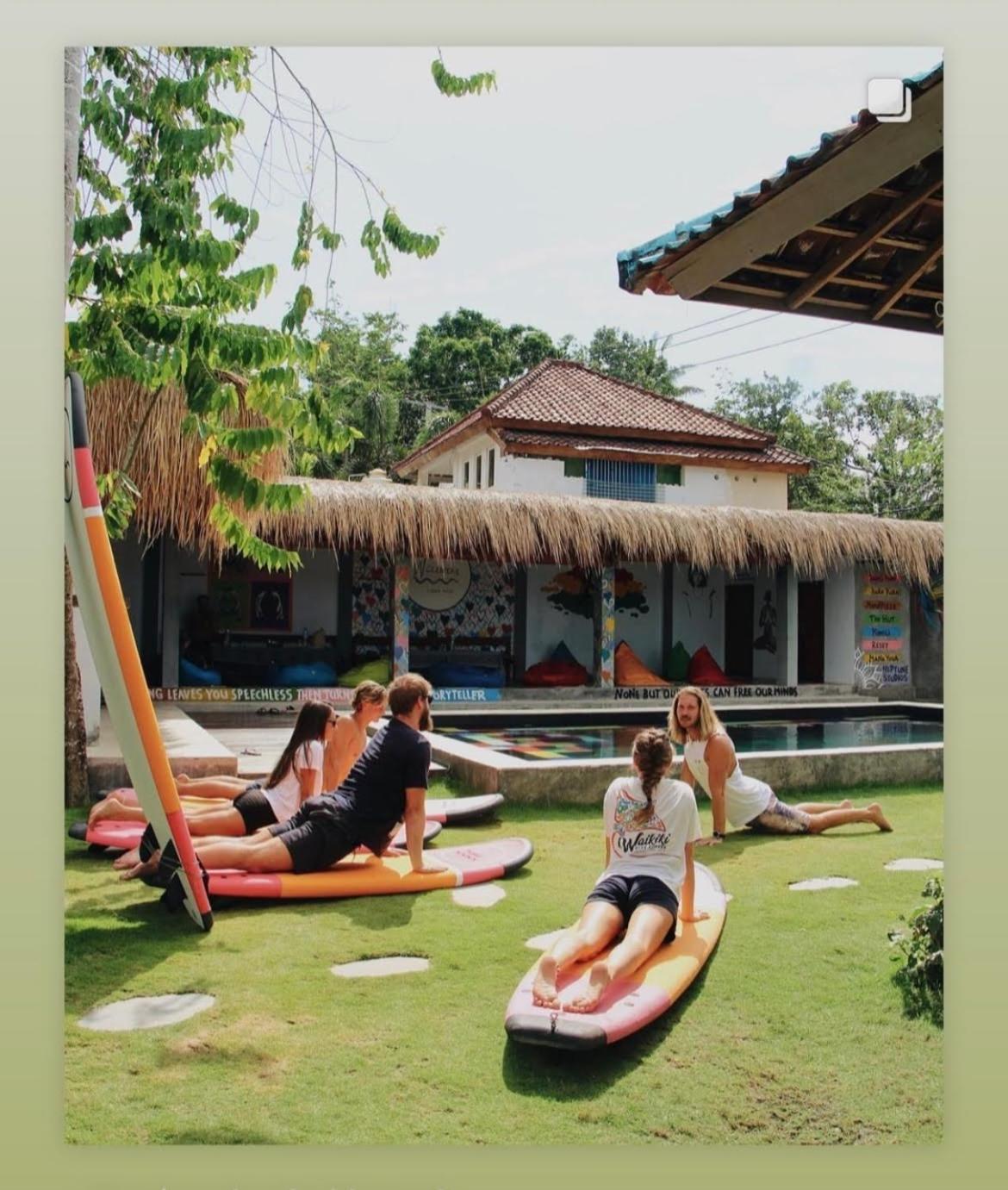Waiwas Hostel Kuta  Εξωτερικό φωτογραφία